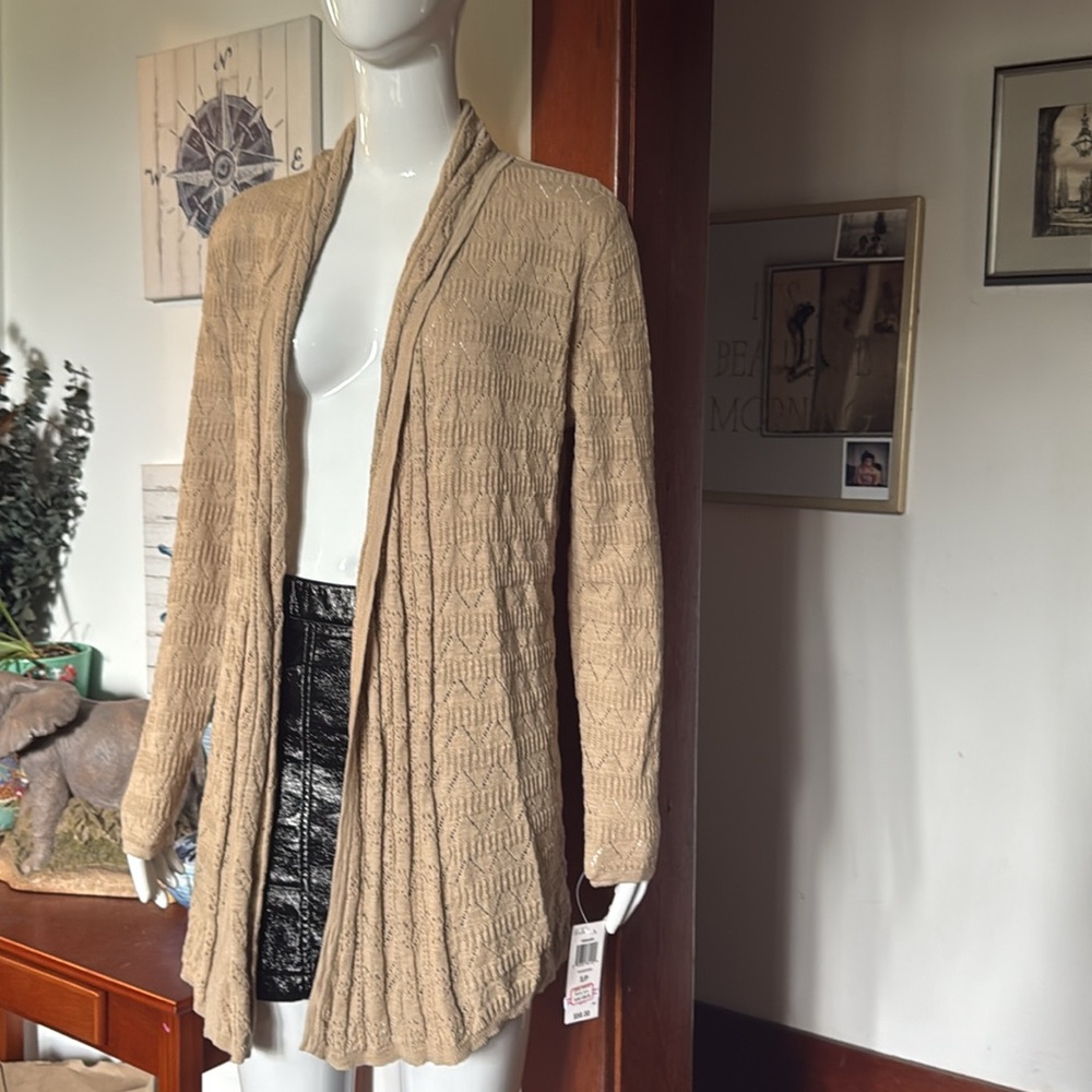 NWT northern reflections size small Tan Textured Open Cardigan